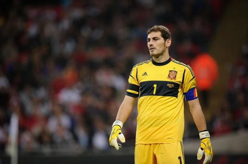 Thủ thành người Tây Ban Nha Casillas